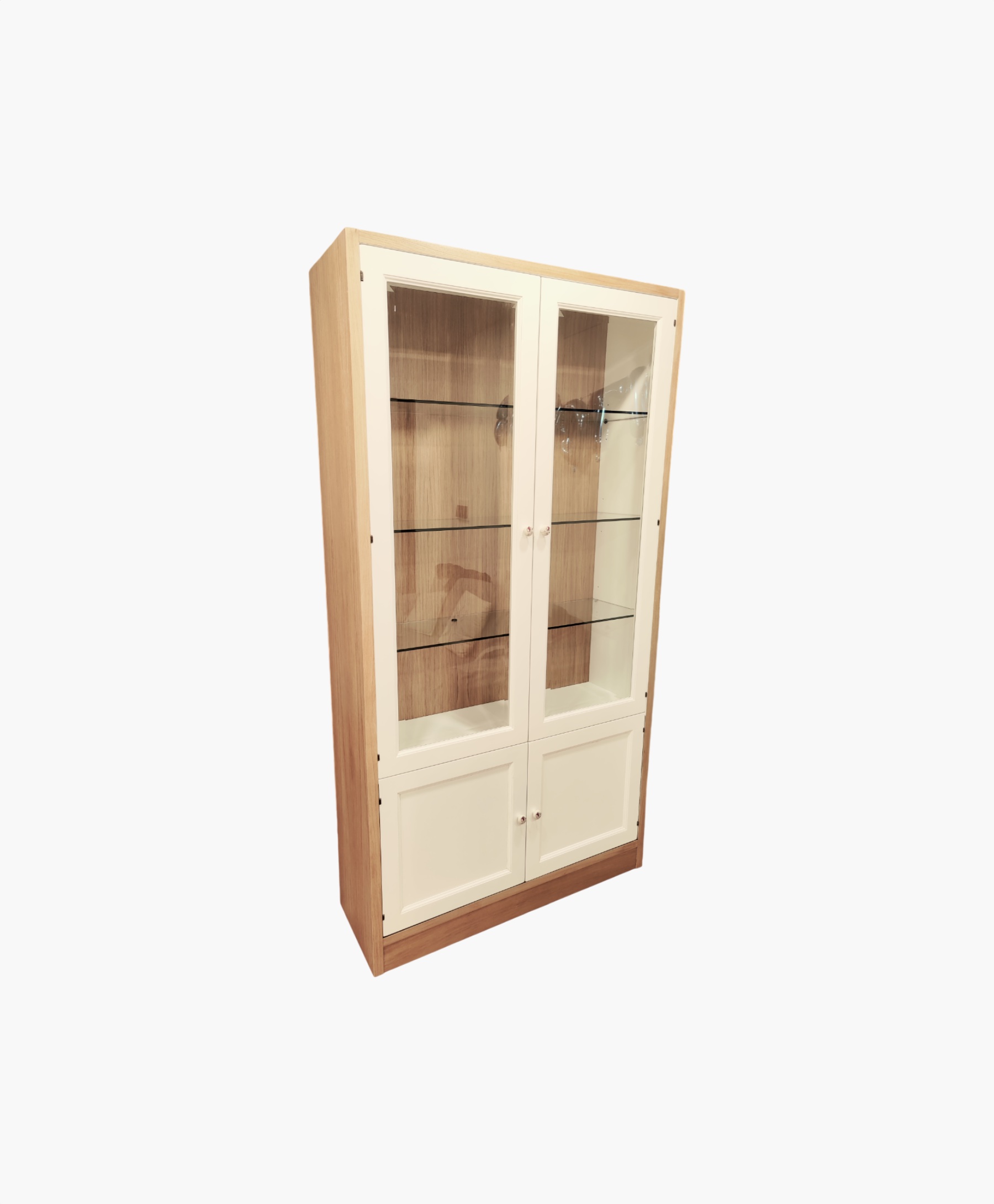 Restauro mobili in legno massello